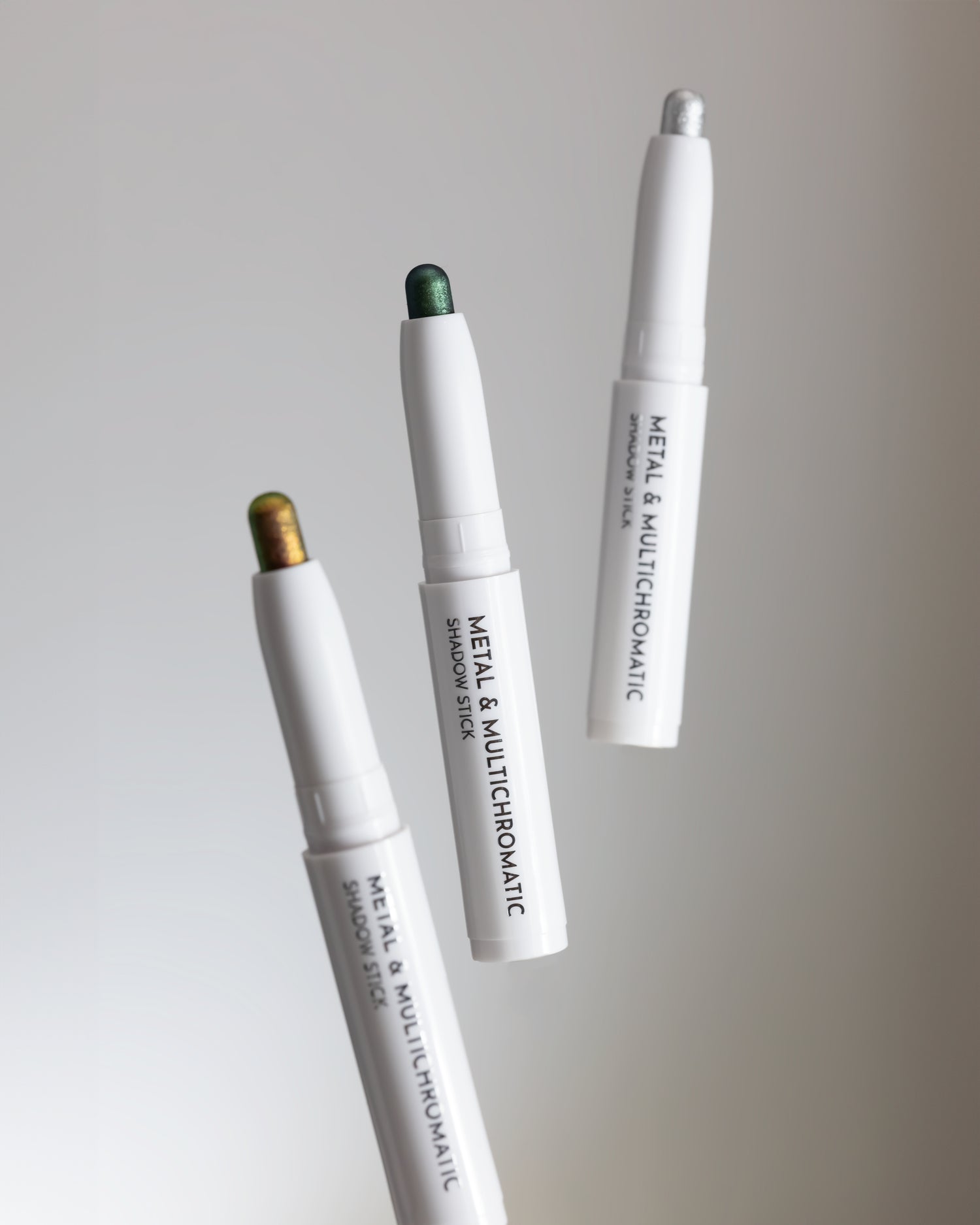 CHROMATIC SHADOW STICK