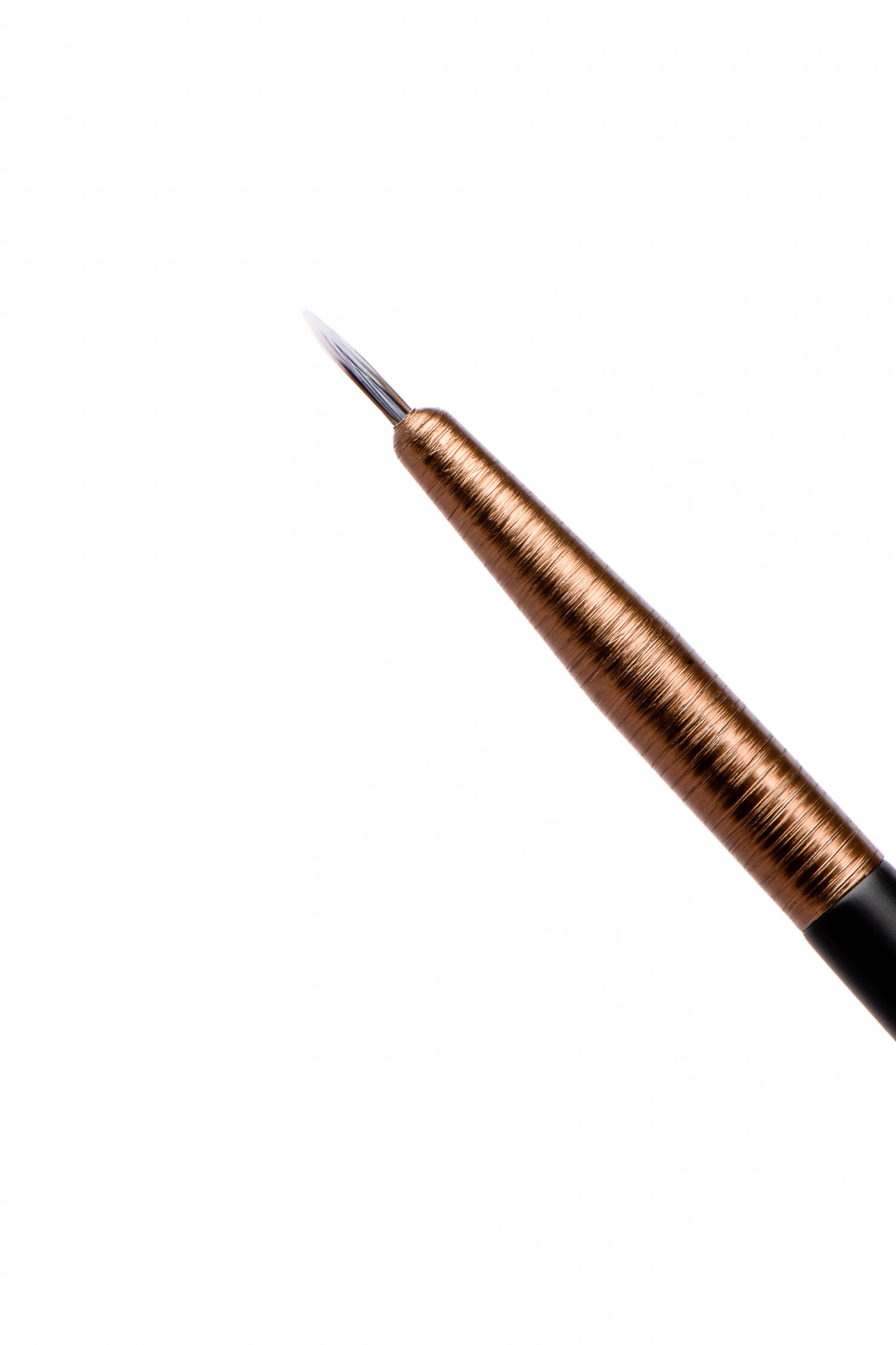 1823 BROCHA DELINEADORA PARA OJOS