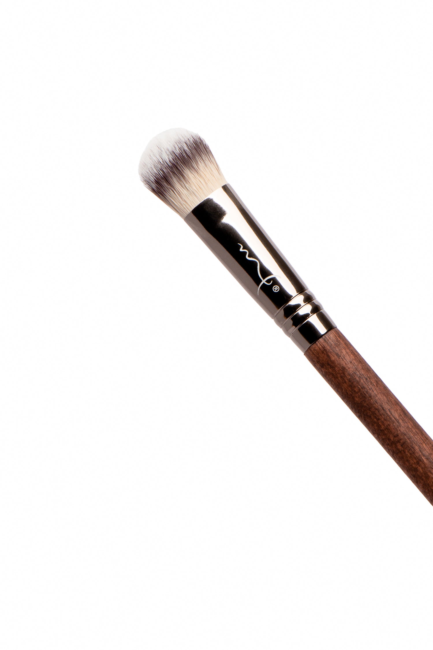 1716 BROCHA DE FIBRA SINTÉTICA PARA CORRECTOR