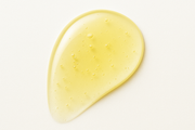 LIGHTLY YELLOW TINTED SERUM SWATCH